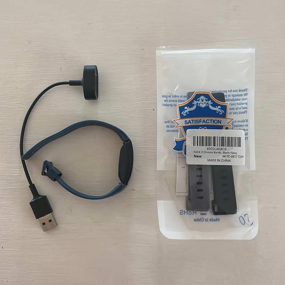 FitBit Inspire HR - Gently Used, Includes Charger